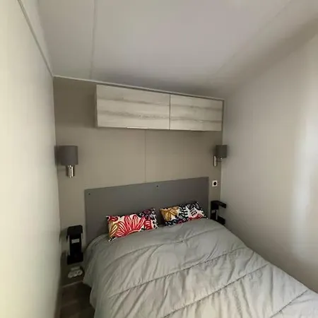 Apartment Mobil-home Vue Camping 4* Saint-Raphael (Var)